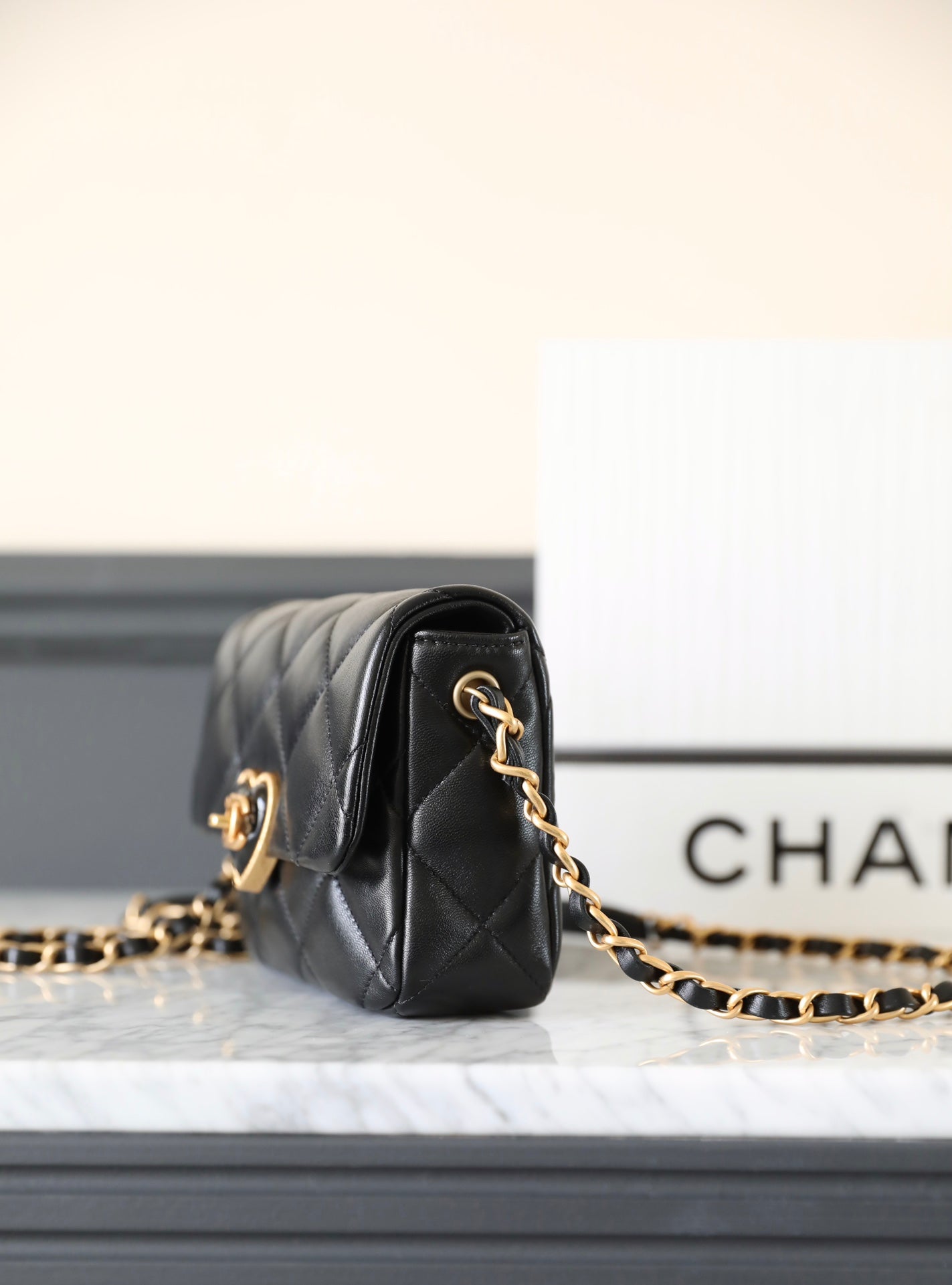 CHANEL Heart Casual Style Flap Bag Lambskin Chain Plain Leather Party Style